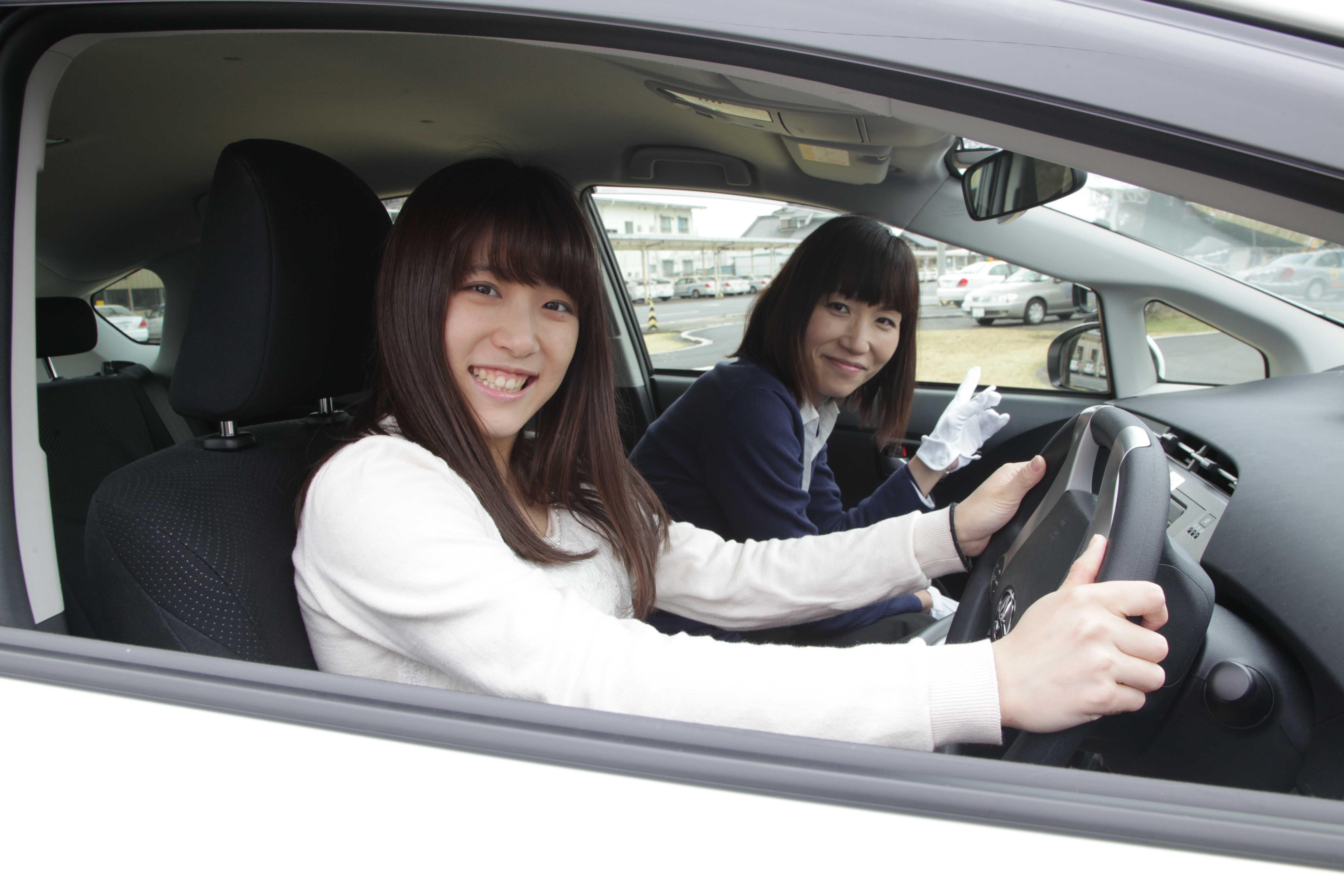大宮自動車教習所の安心、格安、丁寧な予約はHappy運転免許